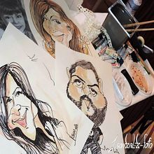 CARICATURAS: EL ZOCO DE MENCIA. Un proyecto de Ilustración tradicional de LUISA VILLALBA - 23.01.2023