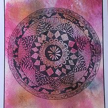 Mi proyecto del curso: El arte de dibujar mandalas: crea patrones geométricos. Projekt z dziedziny  R, sunek,  R i sunek atramentem użytkownika Natalia Rubiano Rodriguez - 24.01.2023