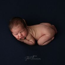 Meu projeto do curso: Introdução à fotografia newborn. Un projet de Photographie, Photographie de portrait, Photographie de studio, Photographie lifest, le , et Photographie intérieure de Jonathan Ferreira - 27.01.2023