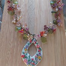 My project for course: Intro to Polymer Clay Jewelry: Design Floral Accessories Ein Projekt aus dem Bereich Erweiterungsentwicklung, H, werk, Schmuckdesign, Modedesign und DIY von bluesandcats - 29.01.2022