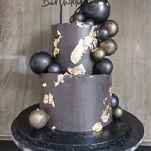 My project for course: Cake Design: Modern Decorating Techniques. Un progetto di Design e DIY di th_christodoulidou - 13.10.2022