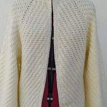 Mi proyecto del curso:  Top-down: prendas a crochet de una sola pieza. Projekt z dziedziny Projektowanie mod,  Tkactwo, DIY, Sz, dełkowanie, Wzornictwo tekst i liów użytkownika María José Domínguez Bellido - 30.01.2023