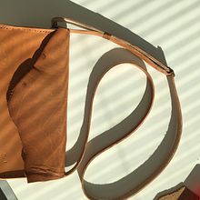 Il mio progetto del corso: Creazione di borse di pelle per principianti . Projekt z dziedziny Design, Projektowanie dodatków, Craft,  Sz i cie użytkownika Marta Durigon - 30.01.2023