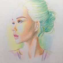 Mon projet du cours : Dessin de portraits expressifs aux crayons de couleur . Un proyecto de Dibujo, Dibujo de Retrato, Sketchbook y Dibujo con lápices de colores de Charline Morillon - 01.02.2023