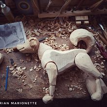 Dog marionette. Marcenaria, Escultura, Artesanato, Artes plásticas, To, Art, e Criatividade projeto de Luděk Burian - 01.02.2023