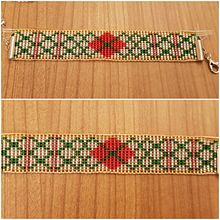 My project for course: Beaded Jewelry Design: Weave Elegant Patterns. Un proyecto de Diseño de complementos, Artesanía, Diseño de jo, as y Tejido de gizem aldanmaz - 31.01.2023