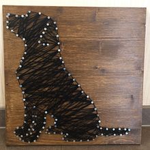 Schwarzer Hund Nagel-Faden-Bild. Un progetto di Artigianato e DIY di Alina Vent - 16.06.2020