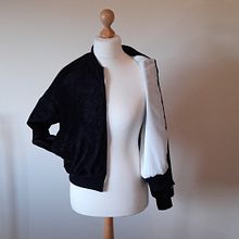 My project for course: Make and Customize Your First Bomber Jacket. Projekt z dziedziny Projektowanie mod,  Sz, cie, Wzornictwo i krawiectwo użytkownika klstevenson - 05.02.2023