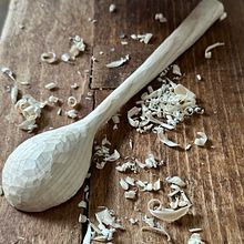 Mein Abschlussprojekt für den Kurs: Schnitzen von Holzlöffeln. Projekt z dziedziny Craft, Projektowanie produktowe, DIY i Obróbka drewna użytkownika Daniel Seyerle - 05.02.2023