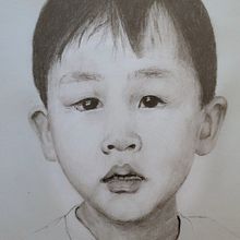 My project for course: Realistic Pencil Portraiture: Capture Stories and Emotions. Projekt z dziedziny Trad, c, jna ilustracja, R, sunek ołówkiem,  R, sunek, Portret, R, sunek realist i czn użytkownika Teri McHargue - 05.02.2023