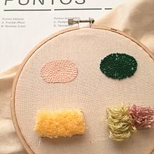 Mi proyecto del curso: Introducción al bordado con aguja mágica. Projekt z dziedziny  Haft,  Haft pętelkow, Wzornictwo tekst i liów użytkownika Camila Riveros - 06.02.2023