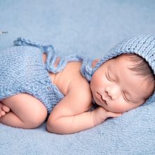 My project for course: Introduction to Newborn Photography. Projekt z dziedziny Fotografia, Fotografia portretowa, Fotografia stud, jna,  Fotografia lifest, le i Fotografia wnętrz użytkownika fatemafakhrii_fh60 - 08.02.2023