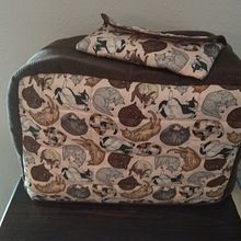 Quilted sewing machine cover and accessories pouch . % Beth Watson tarafından hazırlanan Dikiş projesi - 01.28.2023