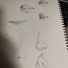 My project for course: Portrait Sketchbooking: Explore the Human Face. Esboçado, Desenho, Desenho de retrato, Desenho artístico, e Sketchbook projeto de ファラ サグロ - 13.02.2023