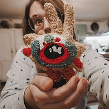 Coniglio Mannaro / hombre-conejo / Were-rabbit. Un progetto di Ricamo, Interior Design, Art to, Punch needle, Textile Design, Stop motion, Graphic design, Illustrazione infantile e Illustrazione vettoriale di Lara pignotti - 20.02.2021