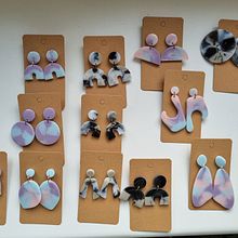 Mein Abschlussprojekt für den Kurs: Design von Schmuckstücken aus Harz . Accessor, Design, Arts, Crafts, Jewelr, Design, and DIY project by kathers - 02.12.2023