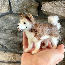 My project for course: Needle Felting Animal Creation. Arts, Crafts, To, Design, Fiber Arts, Needle Felting, and Textile Design project by Lois Garrett - 02.21.2023