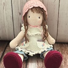 Mi proyecto del curso: Elaboración de muñecas amigurumi románticas. Un projet de Artisanat, Conception de jouets, Art textile, Crochet, Amigurumi , et Design textile de marcelavaldebenitou - 22.02.2023