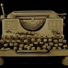 olivetti 22. Sculpture, Paper Craft, and Fine Arts project by Rafael Rodrigo MeOne - 02.22.2023