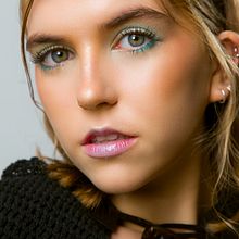 My project for course: Beauty Photography . % Patricio Aumedes tarafından hazırlanan Fotoğrafçılık, Portre Fotoğrafçılığı, Stüd, o Fotoğrafçılığı, Ve Dijital Fotoğrafçılık projesi - 02.21.2023