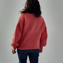 Mi proyecto del curso: Crochet: diseña y teje prendas de estilo romántico. Un proyecto de Diseño de moda, Tejido, DIY, Crochet y Diseño textil de nidia_cruz - 24.02.2023