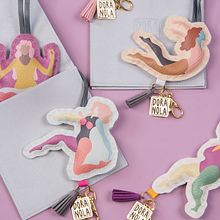 Bag charms. Een project van Ontwerp van accessoires y Craft van Manuela Jarry - 25.02.2023