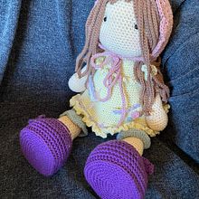 Mi proyecto del curso: Elaboración de muñecas amigurumi románticas. Arts, Crafts, To, Design, Fiber Arts, Crochet, Amigurumi, and Textile Design project by nienna_48 - 02.26.2023