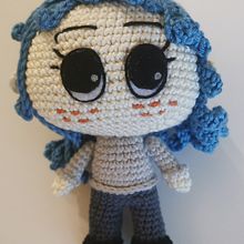 Bambolina amigurumi! . Un progetto di Artigianato, Fiber Art, Uncinetto, Amigurumi e Textile Design di letizia_ranghi - 25.02.2022