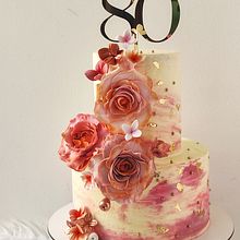 Mi proyecto del curso: Flores de azúcar para cake design. Un progetto di Design e DIY di moniyepes6 - 26.02.2023