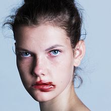 My project for course: Beauty Retouching for Beginners. Un progetto di Fotografia, Ritocco fotografico, Fotografia di moda, Fotografia di ritratto e Fotografia digitale di kirilkokseniya - 04.03.2023