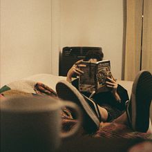 algún invierno. Photograph, Film Photograph, and Portrait Photograph project by Florencia Barovero - 03.04.2023
