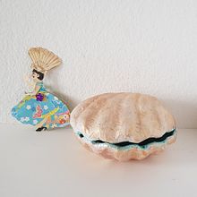 Mon projet du cours : Expérimentation avec le papier : créez un album illustré en papier découpé. Projekt z dziedziny Trad, c, jna ilustracja, Craft, Papercraft, Stor, telling i Narracja użytkownika Marina Addor - 05.03.2023