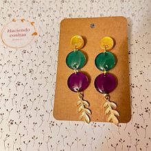 Mi proyecto del curso: Diseño de joyería en resina. Un proyecto de Diseño de complementos, Artesanía, Diseño de jo, as y DIY de pledesma55 - 11.03.2023