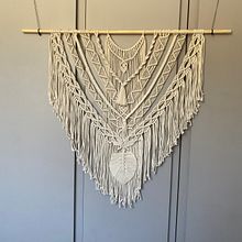 Mi proyecto del curso: Macramé: nudos básicos y complejos. Accessor, Design, Interior Design, Decoration, Fiber Arts, Macramé, and Textile Design project by Sofia Del Prado - 03.12.2023