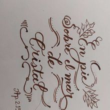 Mi proyecto del curso: Fundamentos de las florituras en la caligrafía inglesa. Calligraph, Lettering, H, and Lettering project by Mireya Monge - 03.19.2023