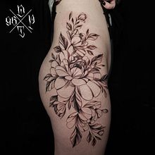 Mój tatuaż z kursu: Tatuaż botaniczny w technice „dotwork”. Un progetto di Illustrazione tradizionale, Design di tatuaggi e Illustrazione botanica di Damian Parzyszek - 20.03.2023