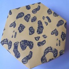 Mi proyecto del curso: Diseño de estampados textiles. Traditional illustration, Accessor, Design, Costume Design, Pattern Design, Fashion Design, Printing, and Textile Printing project by graciashuman - 03.20.2023