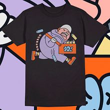 Camiseta / Apparel / Street / 2023. Design, Traditional illustration, Accessor, Design, Art Direction, Graphic Design, Screen Printing, Product Design, Vector Illustration, Digital Illustration, Printing, and Digital Design project by Ion Benítez - 03.16.2023