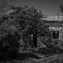 LAS VENTANAS DEL OLVIDADO (PROYECTO FINAL DE FLUJO DE TRABAJO Y REVELADO MASIVO). Un projet de Photographie, Postproduction photographique, Retouche photographique, Photographie numérique, Photographie extérieure , et Photographie documentaire de Daniel Coca González - 23.03.2023