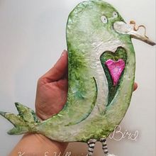 Pappmachee Cat & Bird. Creativit project by karinhoffmeister - 03.24.2023