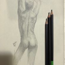 Meu projeto do curso: Desenho do corpo humano em movimento. Fine Arts, Sketching, Pencil Drawing, Drawing, and Realistic Drawing project by vitorarq1 - 03.25.2023