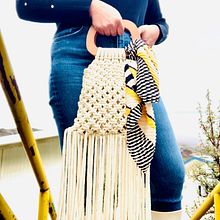 Mi proyecto del curso: Diseño de accesorios en macramé. Een project van Ontwerp van accessoires, Craft,  Interieurdecoratie, Textiel, Macramé y Textielontwerp van Keren Mendivil - 25.03.2023