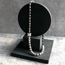 My project for course: Product Photography for Jewelry & Small Objects. Photograph, Product Photograph, Digital Photograph, E-commerce, and Commercial Photograph project by angelalearoydjewellery - 03.26.2023