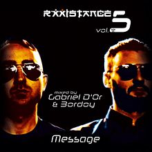 R'XXISTANCE CD005 (RXXCD005) JEWELBOX COVER. Un proyecto de Diseño gráfico, Packaging y Retoque fotográfico de Jorge Peña - 01.02.2018