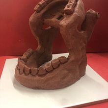 Projecte Modelat en fang del cos humà. Un progetto di Scultura di Pau Forte - 29.03.2023