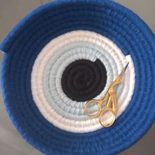 Mi proyecto del curso: Ojo turco . % Paola Cambranis Gamboa tarafından hazırlanan Tasarım, Aksesuar Tasarımı, Moda Tasarımı, Elyaf Sanatları, Ve Tekstil Tasarımı projesi - 04.01.2023