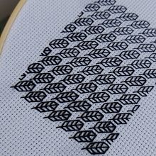 Practicando con el bordado en blackwork. Un proyecto de Bordado y Diseño textil de parevolant - 25.06.2023
