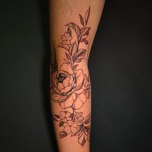 Mi proyecto del curso: Tatuaje botánico con puntillismo. Traditional illustration, Tattoo Design, and Botanical Illustration project by Sarai García Martín - 01.26.2023