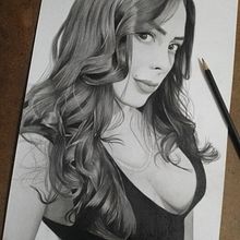 Retrato realista . Un progetto di Belle arti e Disegno di ritratti di Carlos Adrián De La Paz Almaraz - 04.04.2023