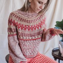 Antique sweater. Un progetto di Maglia di Pope Vergara - 05.04.2023
